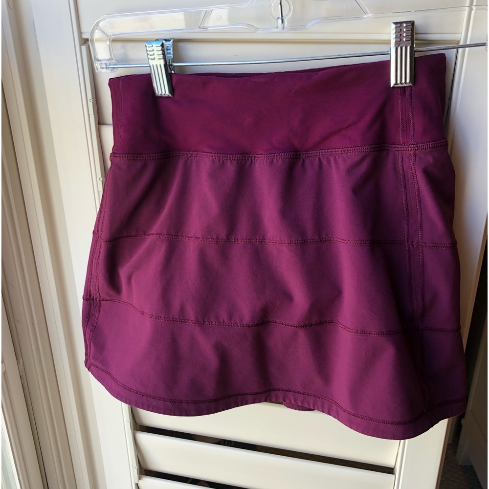 Lululemon pace rival skirt